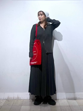 「アイテム（バングル/リストバンド）」を使った、no23miさん（レディース・155cm）の秋コーディネート