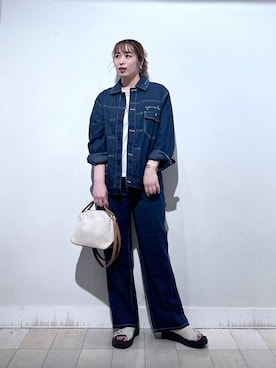 「アイテム（バングル/リストバンド）」を使った、no23miさん（レディース・155cm）の秋コーディネート