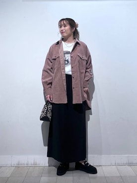 「アイテム（バングル/リストバンド）」を使った、no23miさん（レディース・155cm）の秋コーディネート