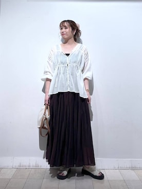「アイテム（バングル/リストバンド）」を使った、no23miさん（レディース・155cm）の夏コーディネート