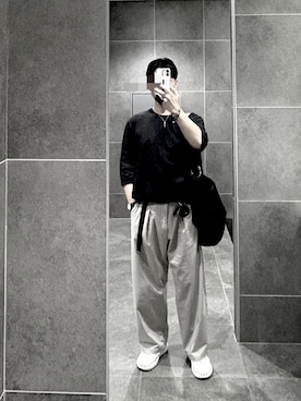 「アイテム（サンダル）」を使った、恵さん（メンズ・178cm）の秋コーディネート