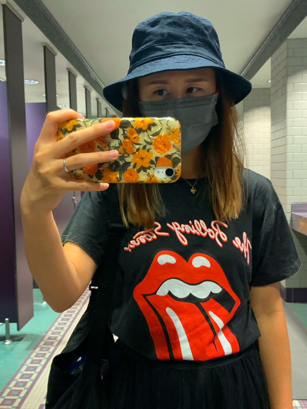 「ootd」｜「ZARA KIDSのアイテム（Tシャツ/カットソー、ブラック系）」を使った、BelaLaさん（レディース・153cm）の秋コーディネートの1枚目の写真