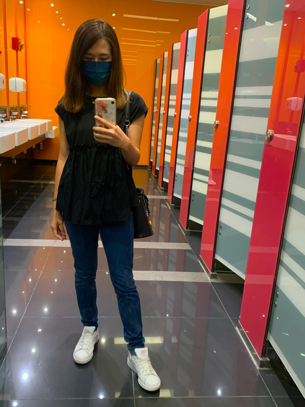 「ootd」｜「LOWRYS FARM from second hand shopのアイテム（Tシャツ/カットソー、ブラック系）」を使った、BelaLaさん（レディース・153cm）の夏コーディネートの1枚目の写真