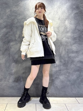 「アイテム（ブルゾン）」を使った、mizukiさん（レディース・157cm・20代）の秋コーディネート