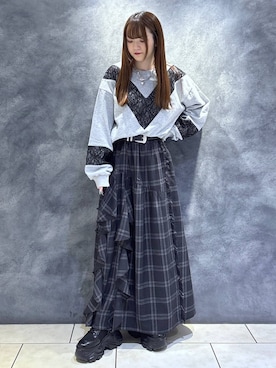 「PAGEBOY（ページボーイ）のラインフリンジティアードスカート/フリルスカート【ウエストゴム・ストレスフリー】（スカート）」を使った、mizukiさん（レディース・157cm）の秋コーディネート