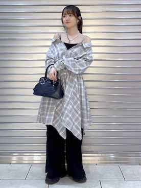 「PAGEBOY（ページボーイ）のカップツキFITキャミ（キャミソール、ブラック系）」を使った、mizukiさん（レディース・156cm）の冬コーディネート