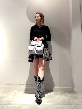 「Desigual（デシグアル）のアイテム」を使った、Desigual長島 STAFFさん（レディース・155cm）の春コーディネート