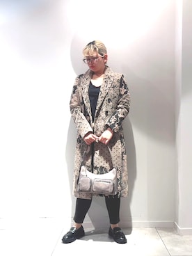 「アースカラー」｜Desigual長島 STAFFさん（レディース・168cm）の秋コーディネート