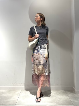 「Desigual（デシグアル）のコラージュ柄スリップドレス（ワンピース、ブラウン系）」を使った、Desigual長島 STAFFさん（レディース・155cm）の夏コーディネート