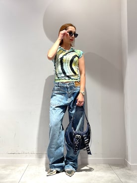 「Desigual（デシグアル）のアクアティック フィッシュプリント 丸首半袖Tシャツ Y2K（Tシャツ/カットソー、グリーン系）」を使った、Desigual長島 STAFFさん（レディース・155cm）の夏コーディネート