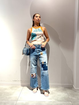 「アイテム（ボディバッグ/ウエストポーチ）」を使った、Desigual 長島 STAFFさん（レディース・155cm）の夏コーディネート