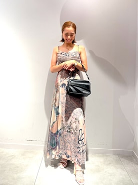 「アイテム（ハンドバッグ）」を使った、Desigual 長島 STAFFさん（レディース・155cm）の夏コーディネート