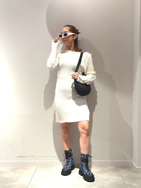 「アイテム（ブーツ、ブルー系）」を使った、Desigual長島 STAFFさん（レディース・155cm）の秋コーディネート