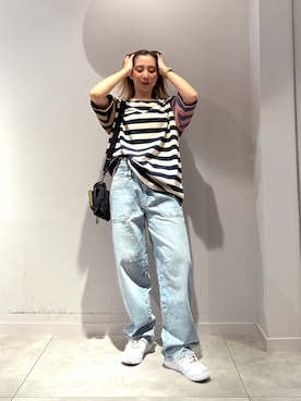 「Desigual（デシグアル）のXAVI Tマルチボーダー半袖Tシャツ（Tシャツ/カットソー、ホワイト系）」を使った、Desigual長島 STAFFさん（レディース・155cm）の春コーディネート