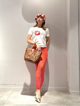 「Desigual（デシグアル）のレタリングカットアウトショルダーバッグ S ブラック（ハンドバッグ、ブラウン系）」を使った、Desigual長島 STAFFさん（レディース・155cm）の春コーディネート