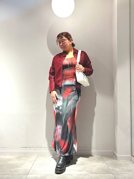 「Desigual（デシグアル）のクロップド丈 フェイクレザー ジャケット（ライダースジャケット、レッド系）」を使った、Desigual長島 STAFFさん（レディース・155cm）の春コーディネート