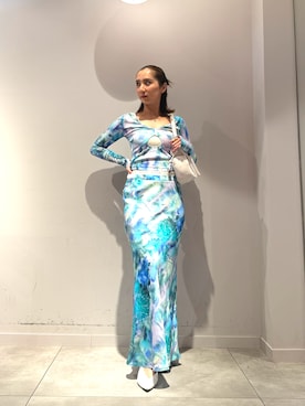 「Desigual（デシグアル）のマルチポケットロゴハンドバッグ 白（ハンドバッグ、ホワイト系）」を使った、Desigual長島 STAFFさん（レディース・155cm）の春コーディネート