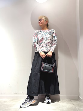 Desigual長島 STAFFさん（レディース・168cm）の秋コーディネート