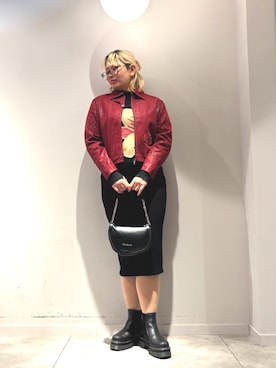 「アイテム（ライダースジャケット）」を使った、Desigual長島 STAFFさん（レディース・168cm）の冬コーディネート