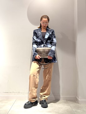 「Desigual（デシグアル）のVERONAPRINT  アートコラージュ ブレザー（テーラードジャケット、ブルー系）」を使った、Desigual長島 STAFFさん（レディース・155cm）の春コーディネート