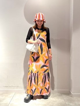 「Desigual（デシグアル）のしわ加工のミディドレス（ワンピース、レッド系）」を使った、Desigual長島 STAFFさん（レディース・155cm）の春コーディネート
