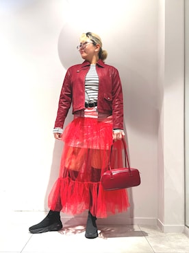 「アイテム（ライダースジャケット）」を使った、Desigual長島 STAFFさん（レディース・168cm）の冬コーディネート