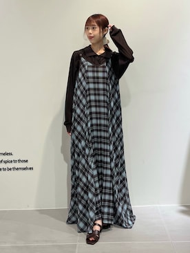 「KBF（ケイビーエフ）のハートバンスクリップ（バレッタ/ヘアクリップ、ホワイト系）」を使った、古木　千尋さん（レディース・152cm）の春コーディネート