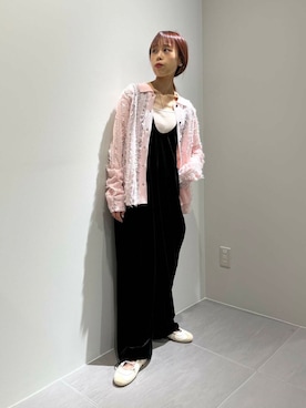 「ベロア」｜「アイテム（サロペット/オーバーオール）」を使った、古木　千尋さん（レディース・152cm）の冬コーディネート