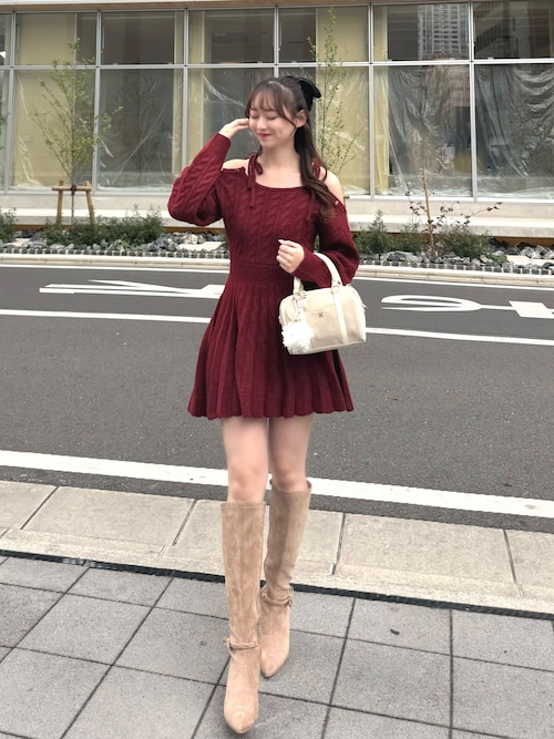 セール】【HolidayCollection】肩開きミニプリーツニットワンピース