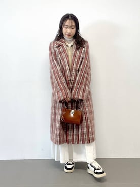 「ナチュラル」｜「アイテム（チェスターコート）」を使った、RIONさん（レディース・162cm）の秋コーディネート