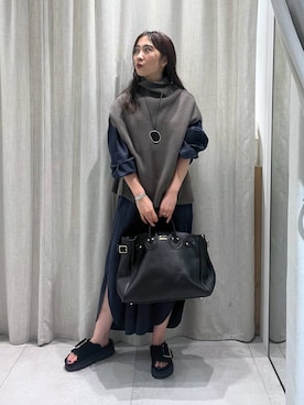 「アイテム（シャツワンピース）」を使った、RIONさん（レディース・162cm）の秋コーディネート