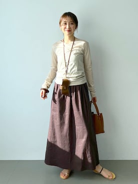 「AULENTTI（オウレンティ）のアイテム」を使った、RIONさん（レディース・162cm）の春コーディネート