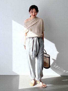「BABYLONE（バビロン）のニュアンスドレープニット（ニット/セーター、ベージュ系）」を使った、RIONさん（レディース・162cm）の春コーディネート