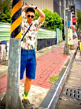 「D&G（ディーアンドジー）のアイテム」を使った、Sawru Pavavesengさん（メンズ・172cm）の春コーディネート