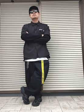 「Subciety（サブサエティ）のアイテム」を使った、ムックさん（メンズ・174cm）の春コーディネート