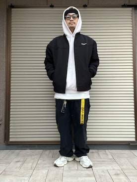 「アイテム（キーホルダー）」を使った、ムックさん（メンズ・174cm）の冬コーディネート