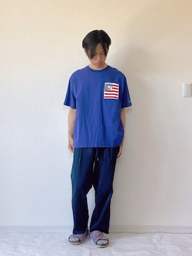 「Arnold Palmer（アーノルドパーマー）のシェア ポケットモチーフ Tシャツ（T Shirts、ブルー系）」を使った、ヨッピーさん（メンズ・165cm）の春コーディネート