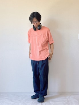 「Arnold Palmer（アーノルドパーマー）のAIR FLEX シェア エンボスロゴ Tシャツ（T Shirts、ピンク系）」を使った、ヨッピーさん（メンズ・165cm）の春コーディネート