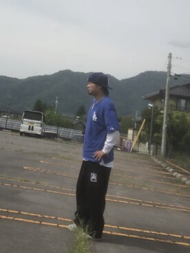 「アイテム（スウェットパンツ）」を使った、streetduckkingさん（メンズ・172cm）の春コーディネート