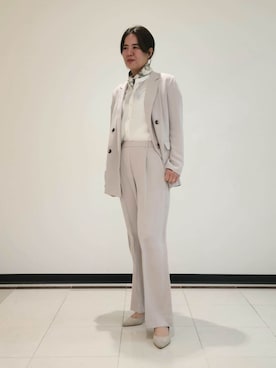 「INDIVI（インディヴィ）の【洗える／多機能／SETUP可】着る日傘ダブルジャケット（テーラードジャケット、グレー系）」を使った、eriさん（レディース・164cm）の春コーディネート