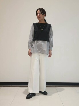 「INDIVI（インディヴィ）の【洗える／UVケア】レイヤード風デザイントップス（Tシャツ/カットソー、ブラック系）」を使った、eriさん（レディース・164cm）の春コーディネート