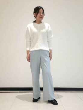 「INDIVI（インディヴィ）の【洗える】エアリーシャギートップス（Tシャツ/カットソー、ホワイト系）」を使った、eriさん（レディース・164cm）の冬コーディネート