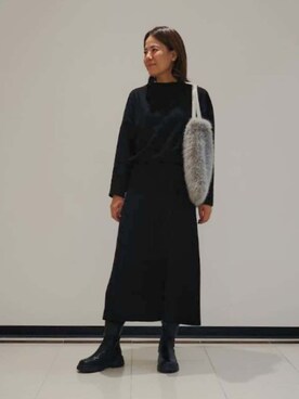 「INDIVI（インディヴィ）の【SETUP可能／洗える／UVケア】ライトジャージ ボトルネックトップス（Tシャツ/カットソー、ブラック系）」を使った、eriさん（レディース・164cm）の秋コーディネート