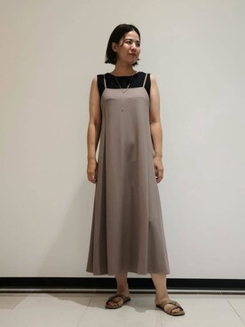 「INDIVI（インディヴィ）の【インナーとしても活躍！／SETUP可能】ジョーゼット ノースリーブトップス（Tシャツ/カットソー、ブラック系）」を使った、eriさん（レディース・164cm）の夏コーディネート