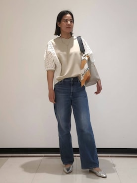「INDIVI（インディヴィ）の【洗える／体型カバー】レースコンビトップス（Tシャツ/カットソー、ベージュ系）」を使った、eriさん（レディース・164cm）の春コーディネート