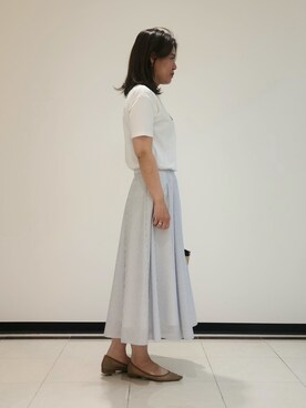 「INDIVI（インディヴィ）の【UVケア／選べるグラフィック】スムースジャージTシャツ（Tシャツ/カットソー、ホワイト系）」を使った、eriさん（レディース・164cm）の春コーディネート