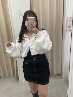 「one after another NICE CLAUP（ワンアフターアナザーナイスクラップ）のアイテム（デニムスカート）」を使った、yunaさん（レディース・157cm）の秋コーディネート