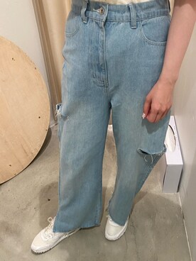 「one after another NICE CLAUP（ワンアフターアナザーナイスクラップ）のダメージワイドデニムパンツ（その他パンツ、ブルー系）」を使った、mayukaさん（レディース・157cm）の春コーディネート