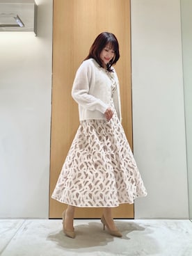 「アイテム（ブローチ/コサージュ）」を使った、Hasebe.tさん（レディース・154cm）の秋コーディネート