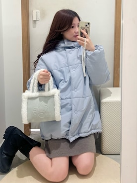 「ブルーコーデ」｜「アイテム（ダウンジャケット/コート）」を使った、yuiさん（レディース・157cm）の秋コーディネート